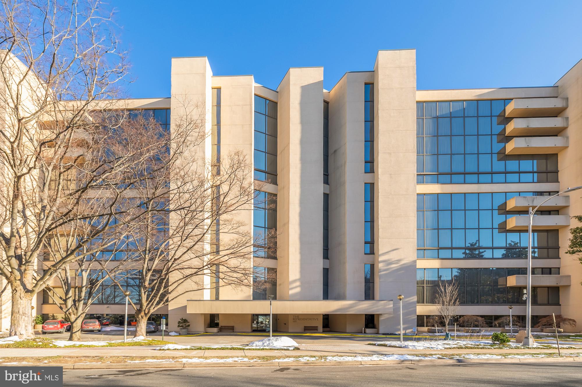 1101 S Arlington Ridge Rd #302