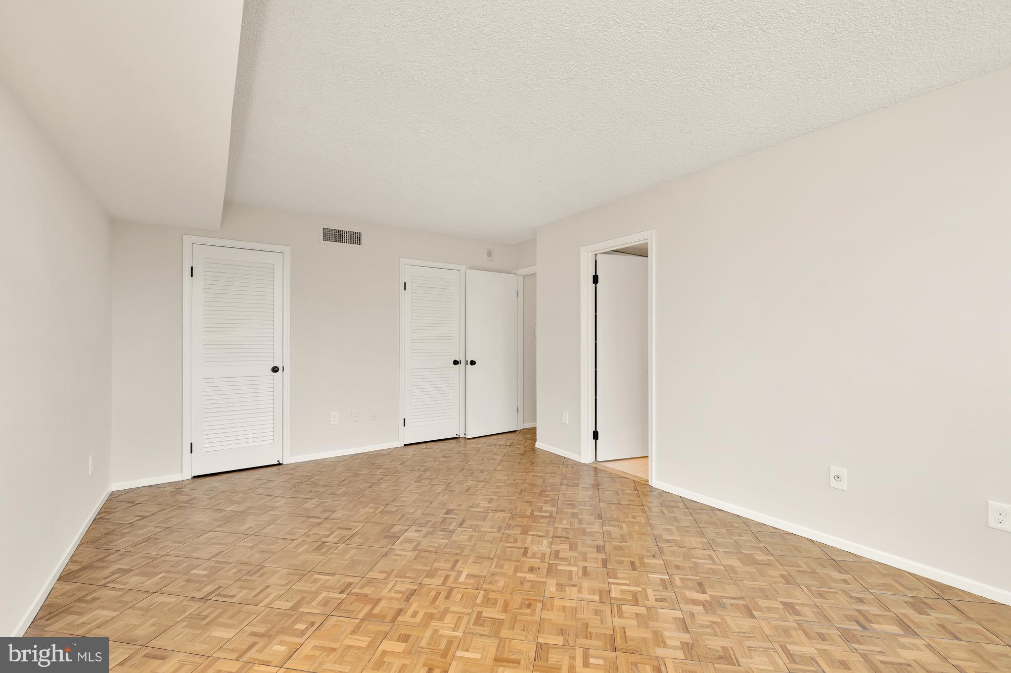 1101 S Arlington Ridge Rd #302
