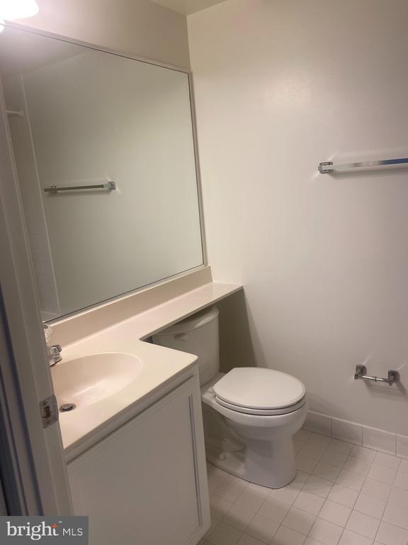 2400 CLARENDON BLVD #612