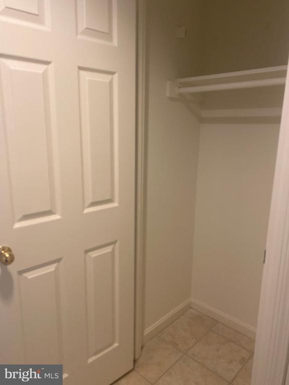 2400 CLARENDON BLVD #612