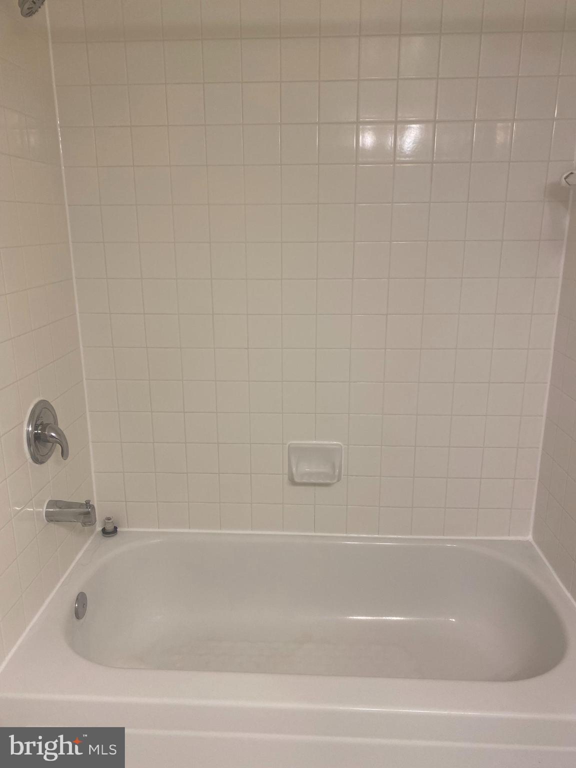2400 CLARENDON BLVD #612