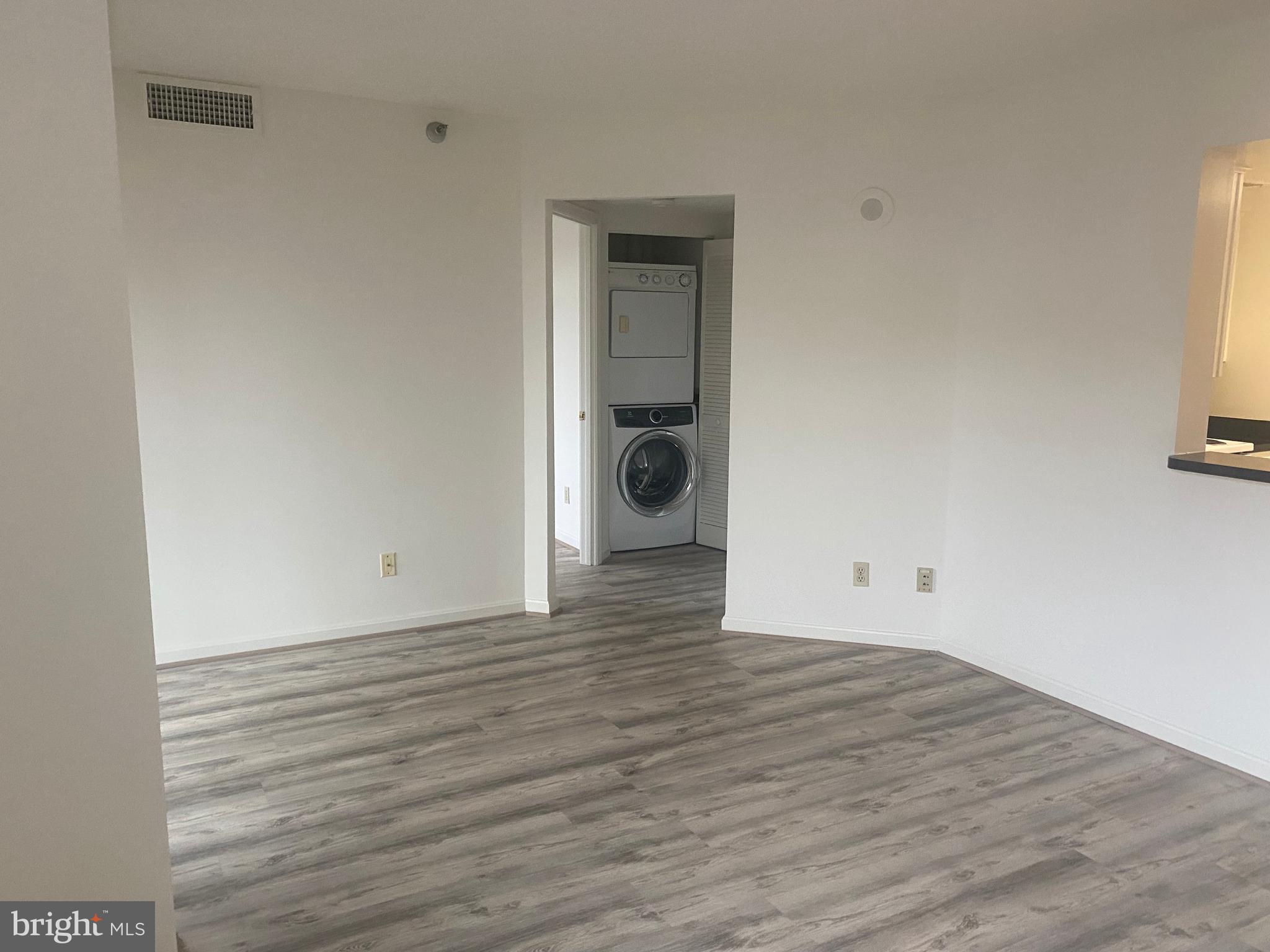 2400 CLARENDON BLVD #612