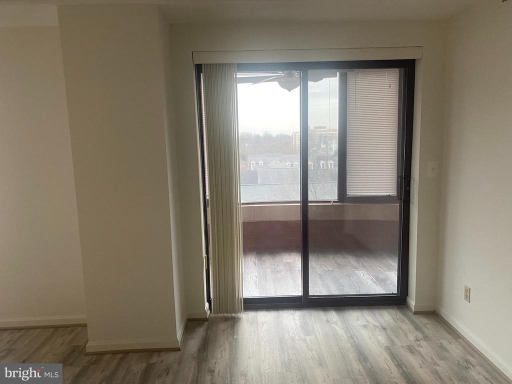 2400 CLARENDON BLVD #612