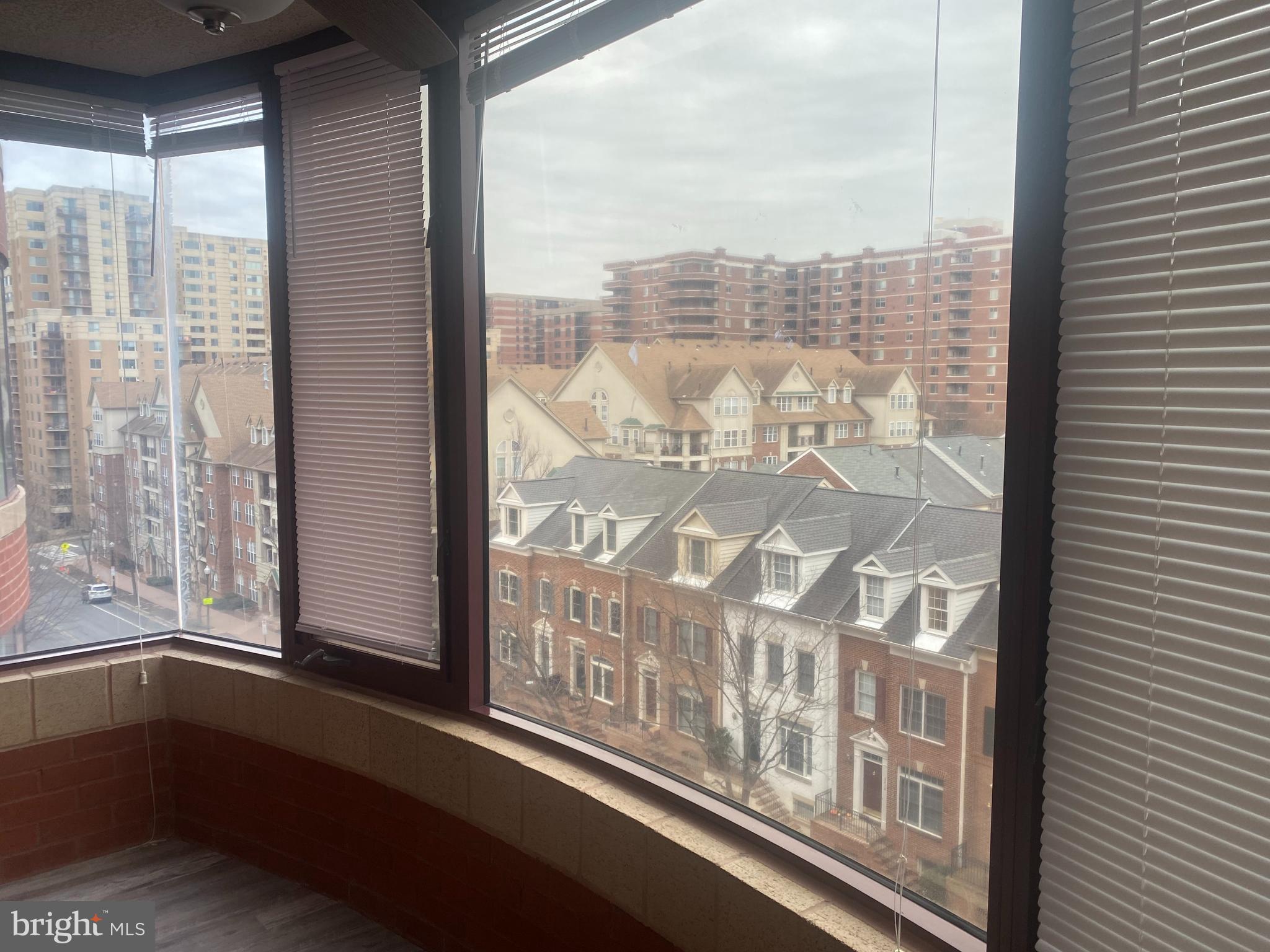 2400 CLARENDON BLVD #612