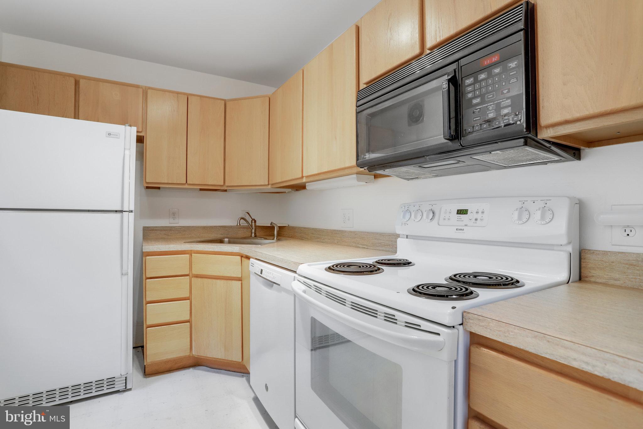 3369 S STAFFORD ST #A1