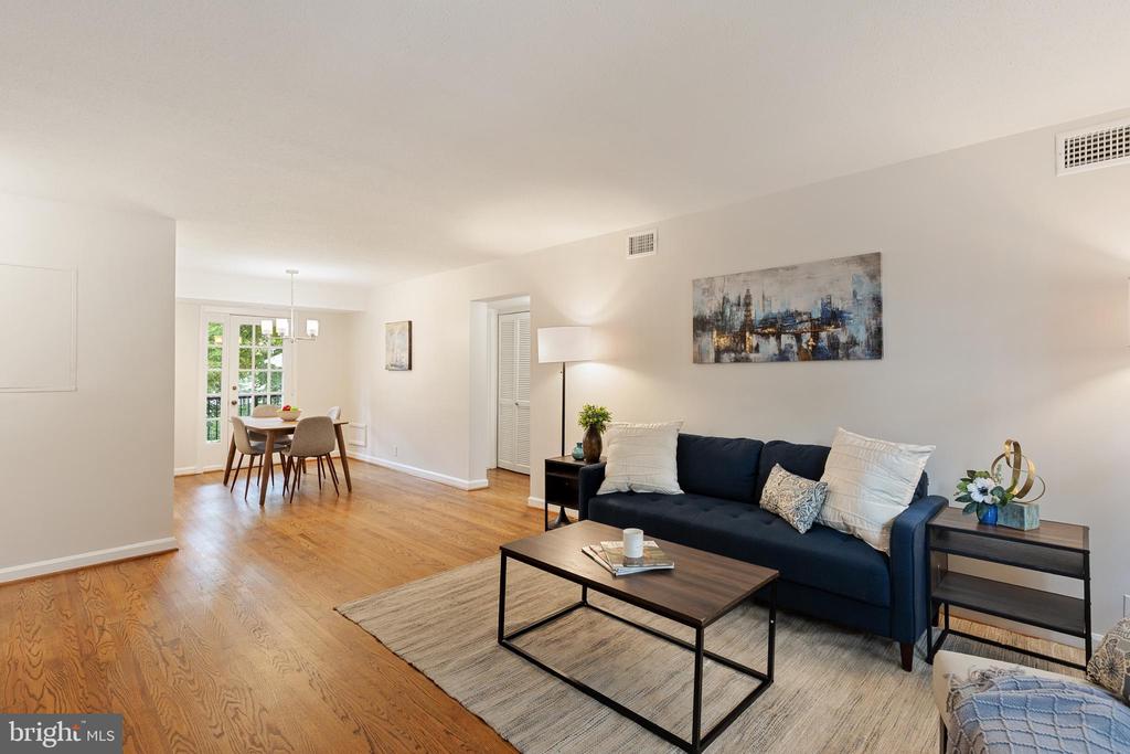 3010 S COLUMBUS STREET Unit: B2