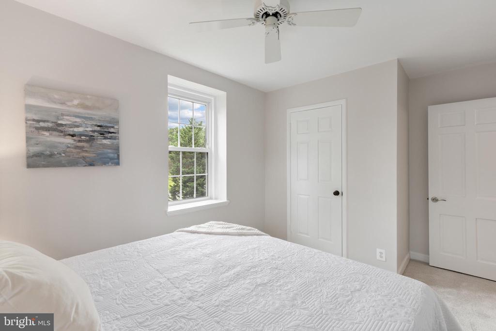 3010 S COLUMBUS STREET Unit: B2