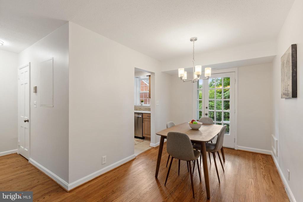 3010 S COLUMBUS STREET Unit: B2