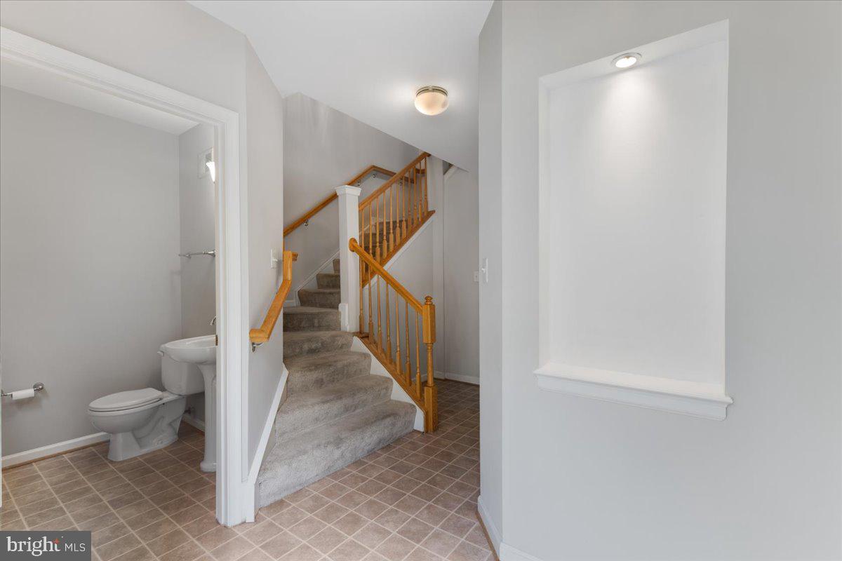5831 PEARSON LN