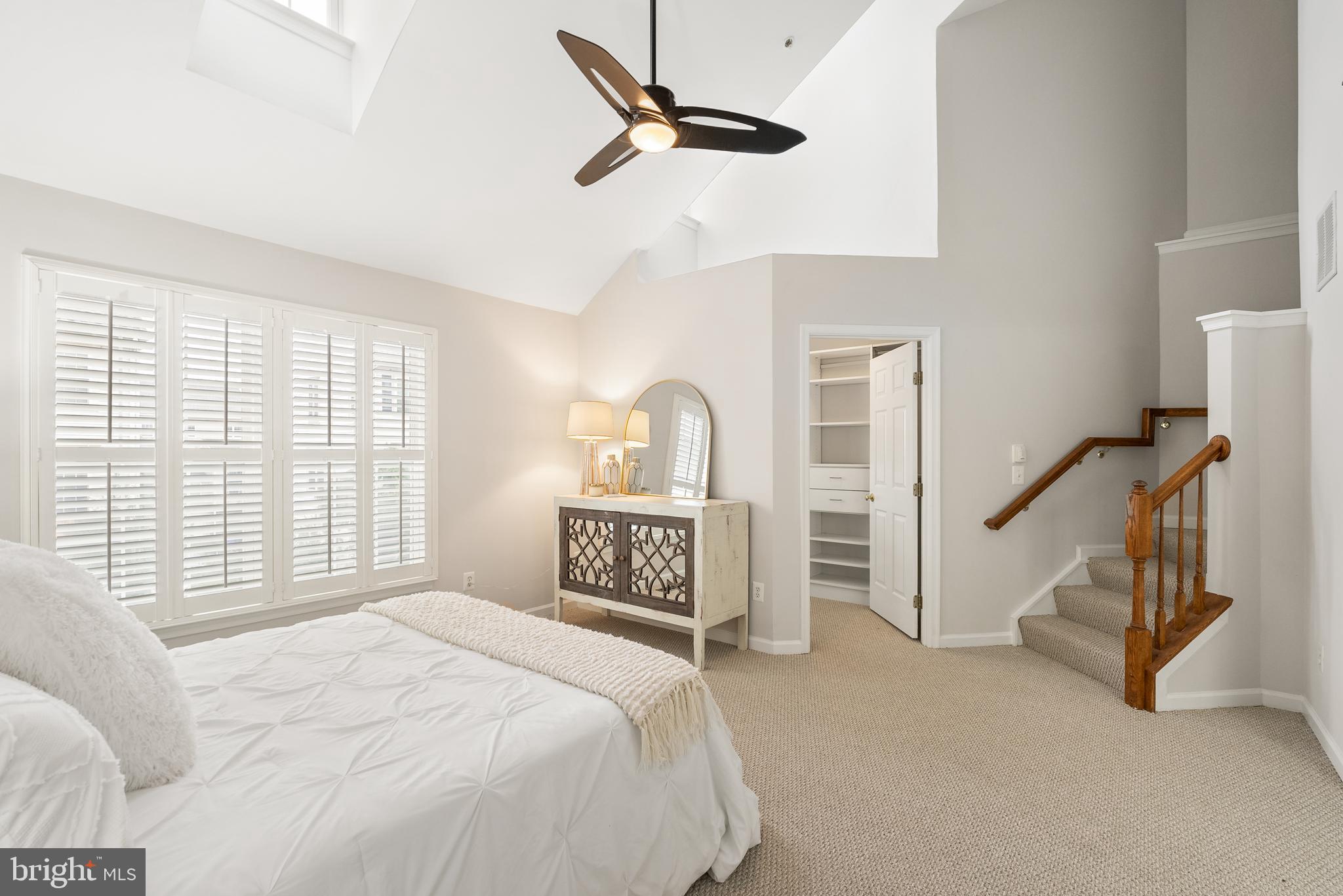 705 Norfolk Ln