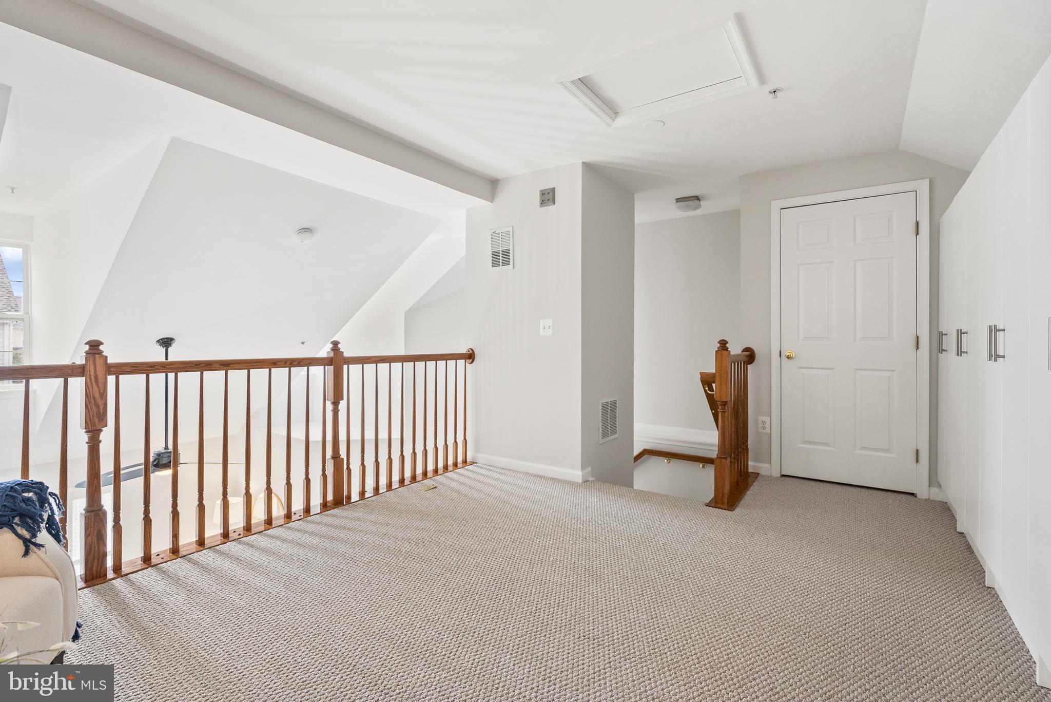 705 Norfolk Ln