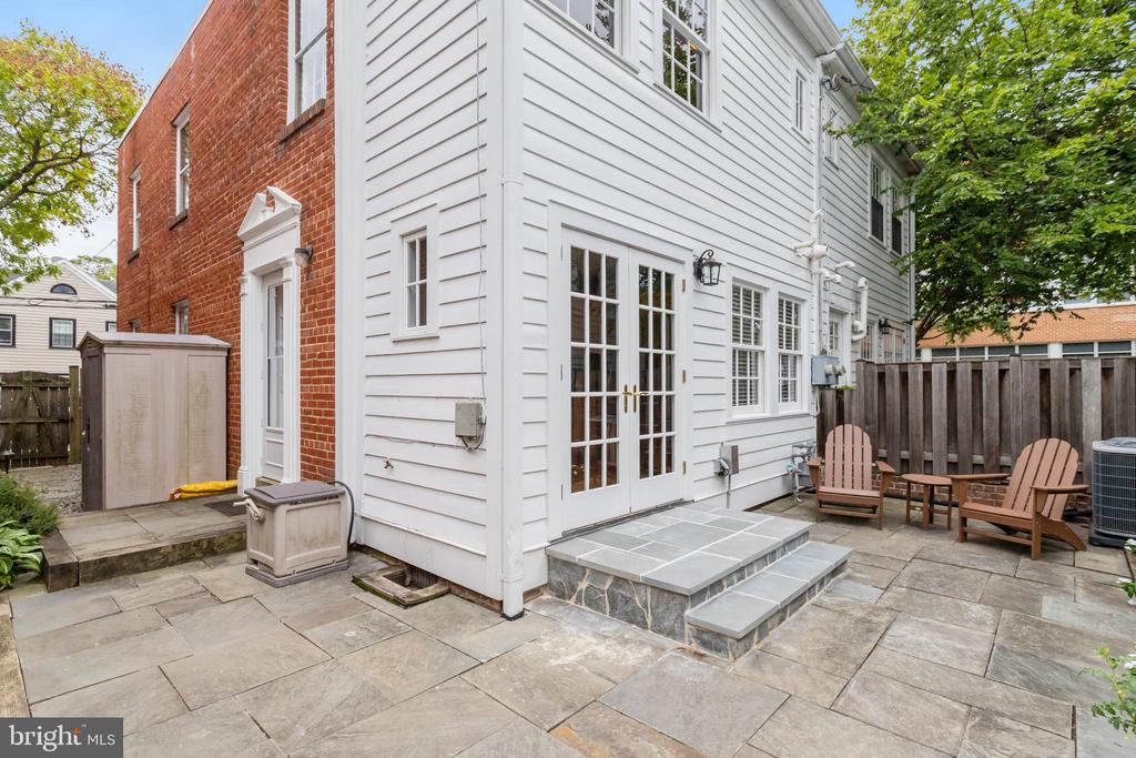 423 Gibbon St