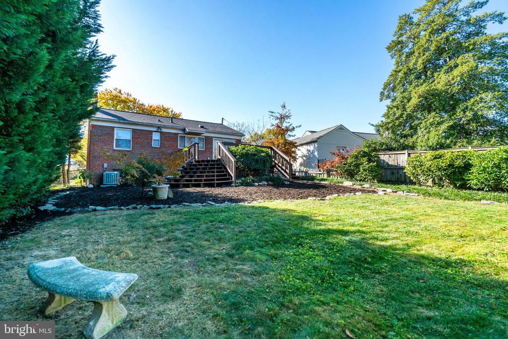 1313 Hillside Ter