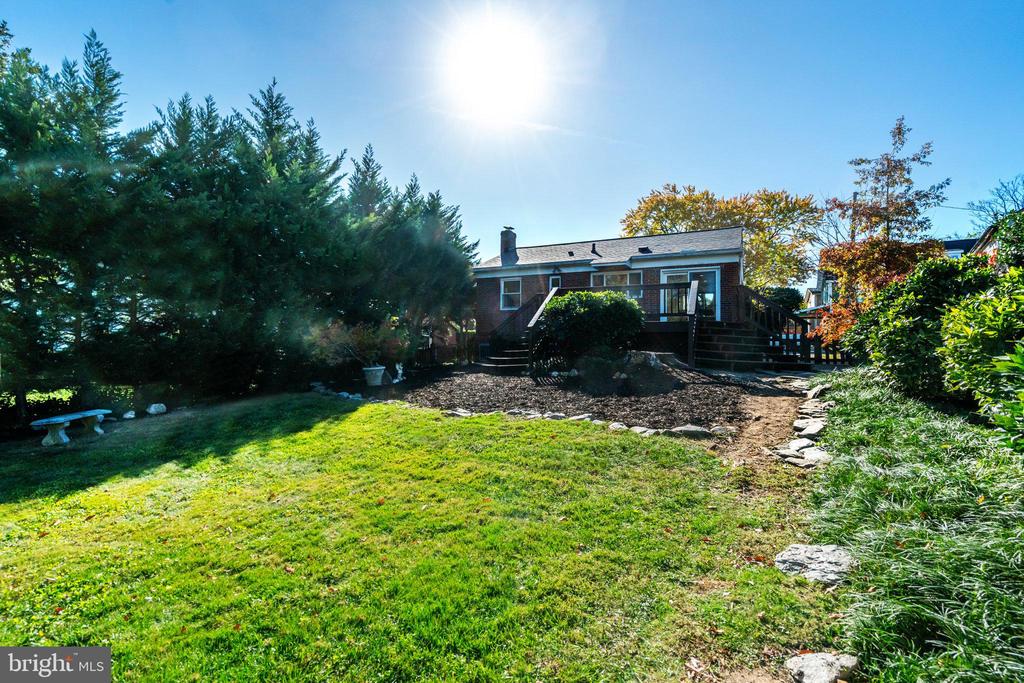 1313 Hillside Ter