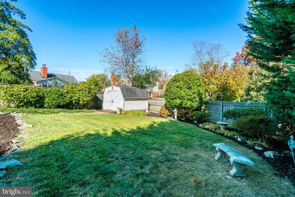 1313 Hillside Ter