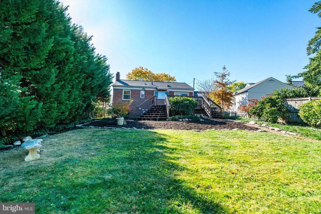 1313 Hillside Ter