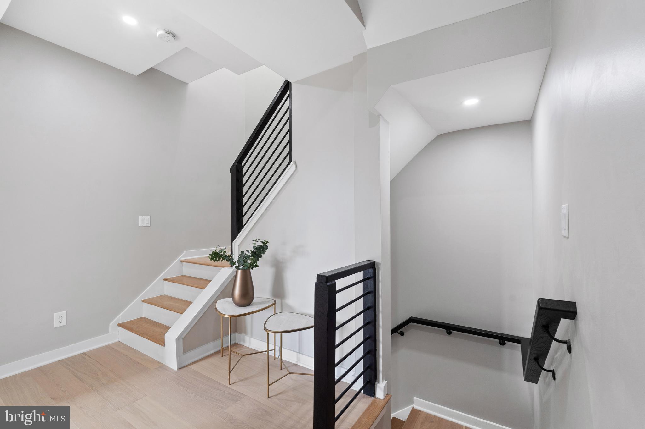 601 N Alfred St
