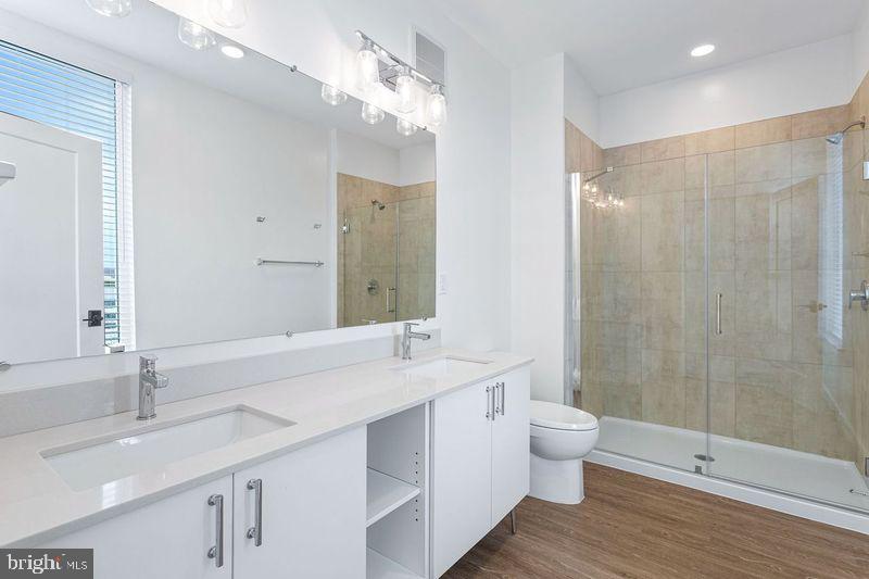 1215 N FAYETTE ST #721