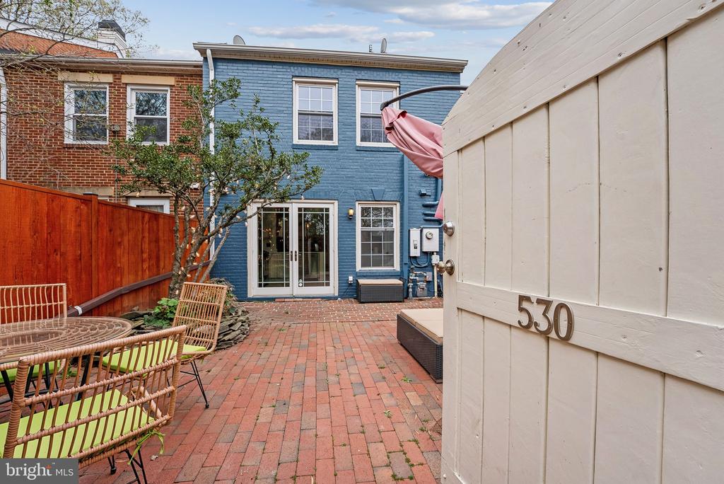 530 S Alfred St