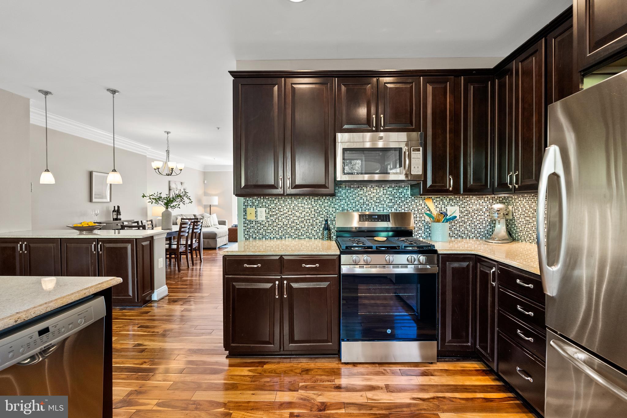 113 Lake Cook Dr