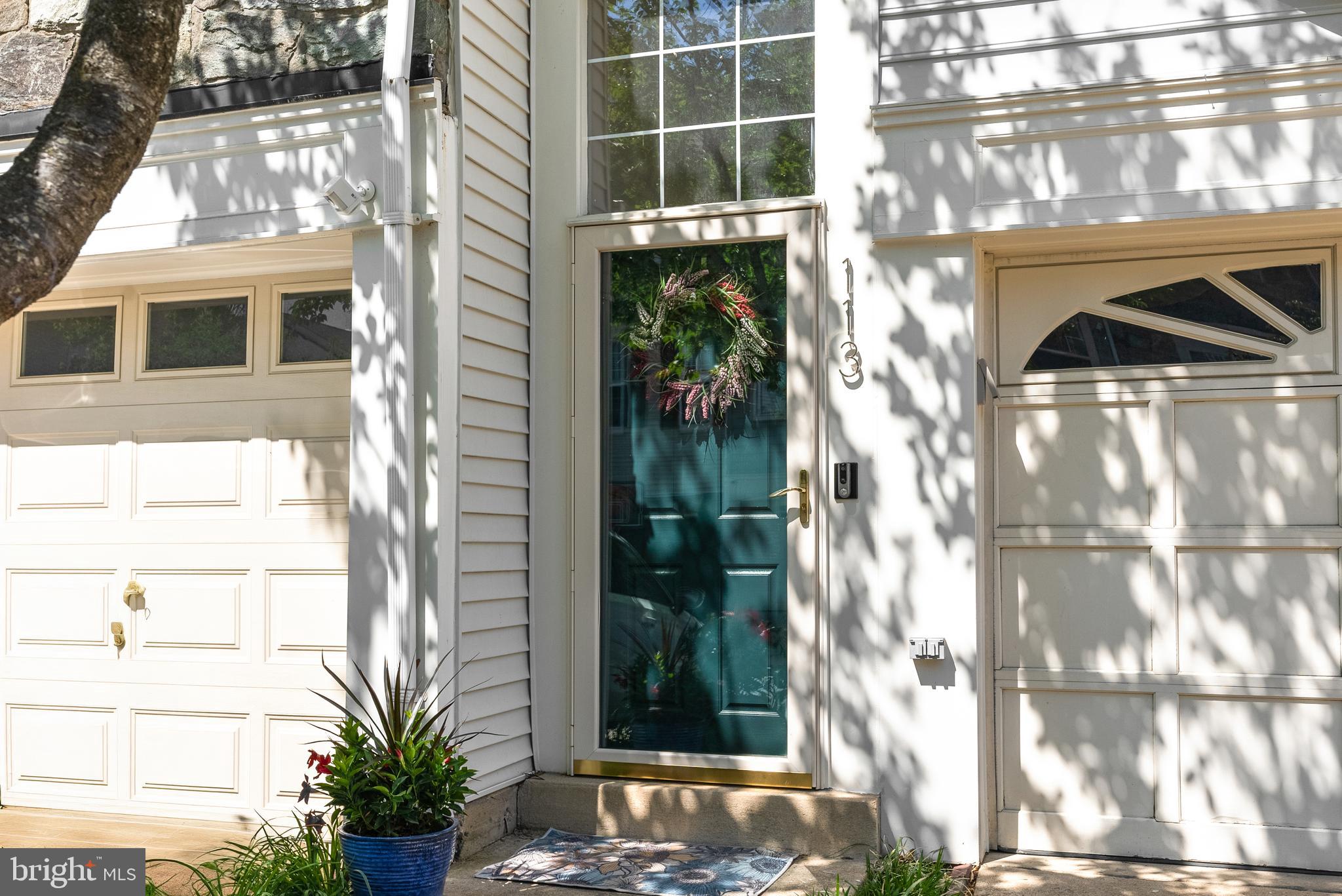 113 Lake Cook Dr