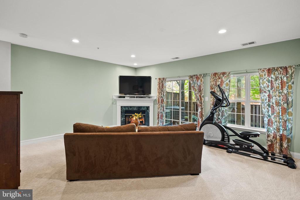 113 Lake Cook Dr