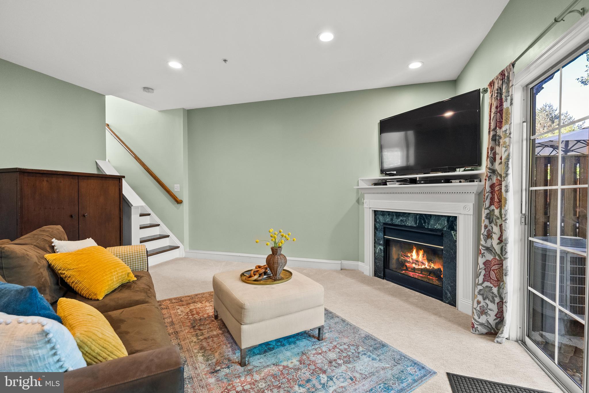 113 Lake Cook Dr