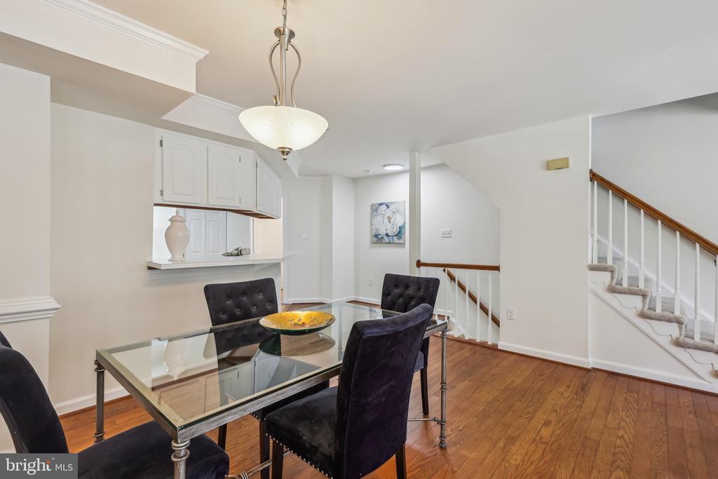 810 N Fayette St