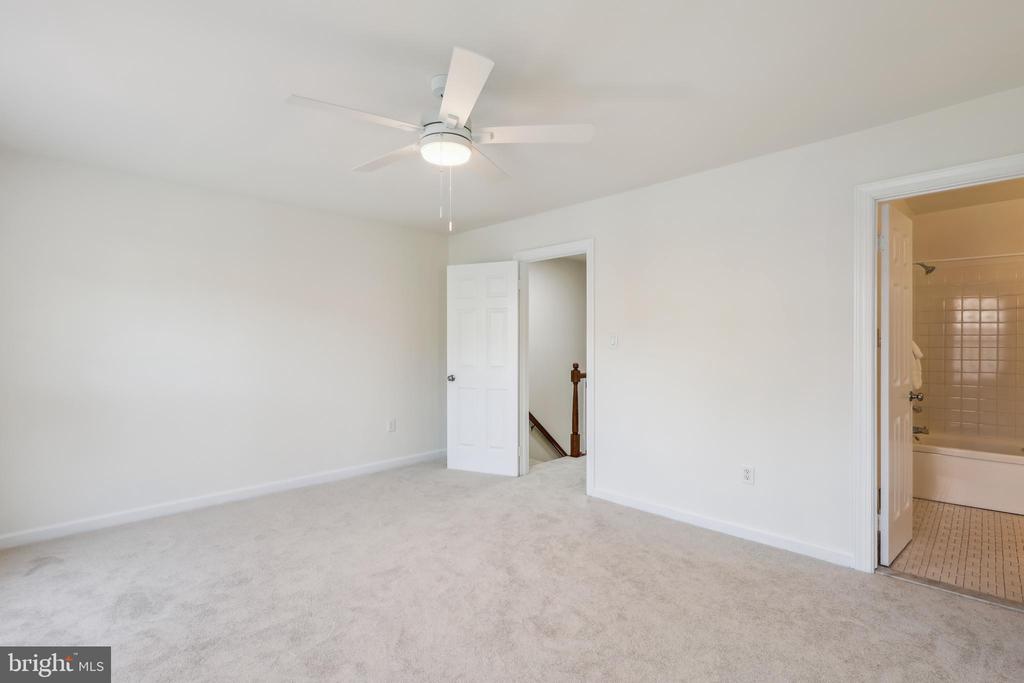 810 N Fayette St
