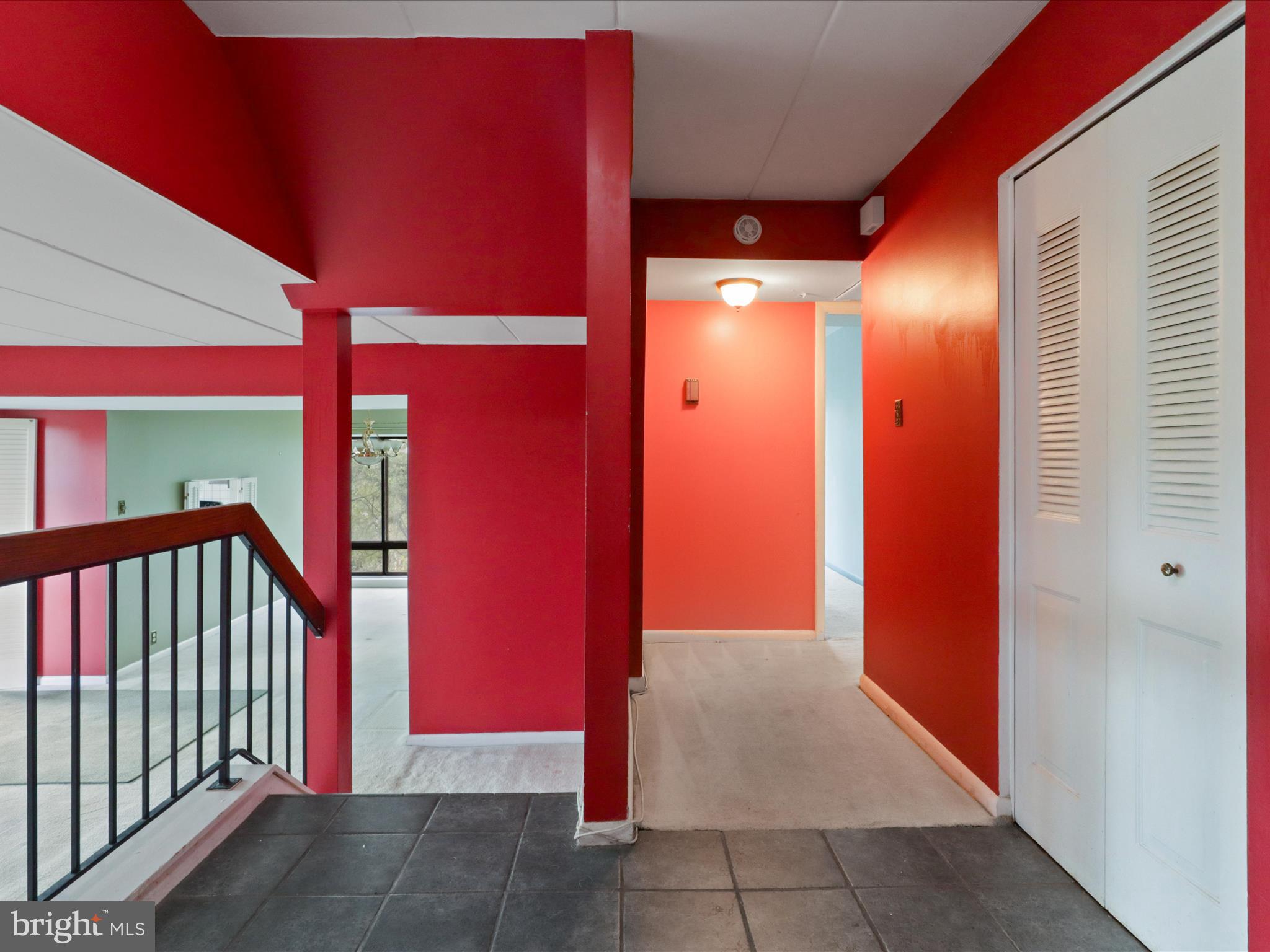 130 ROBERTS LANE 201