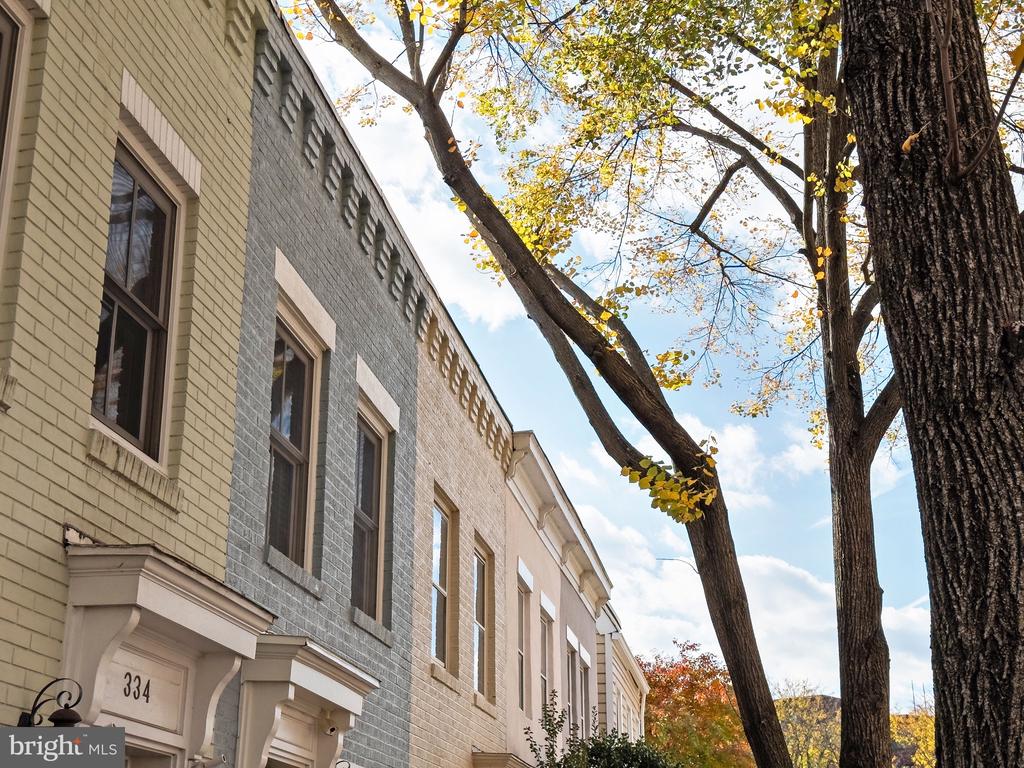 332 COMMERCE STREET
