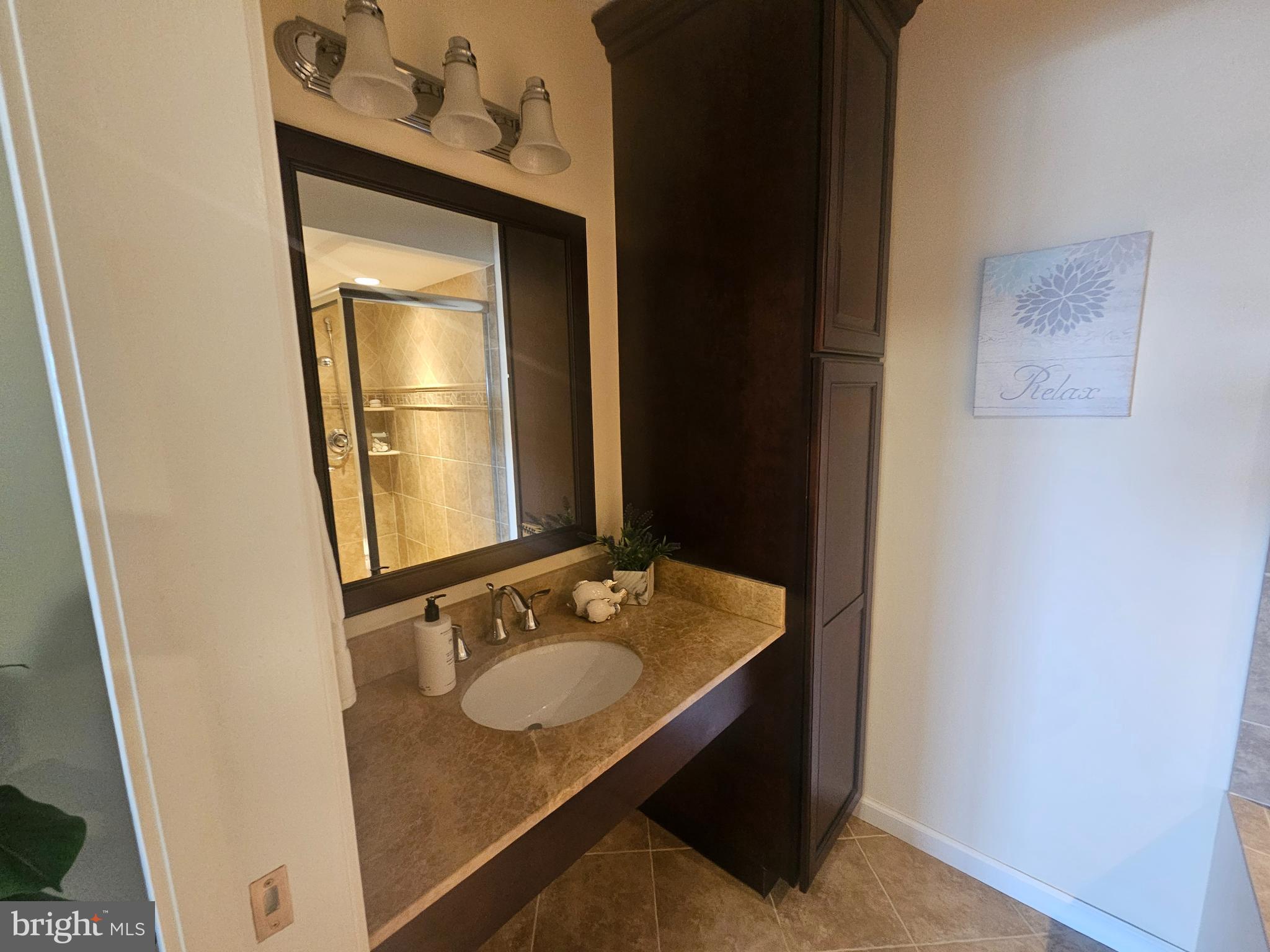 205 YOAKUM PARKWAY 1724