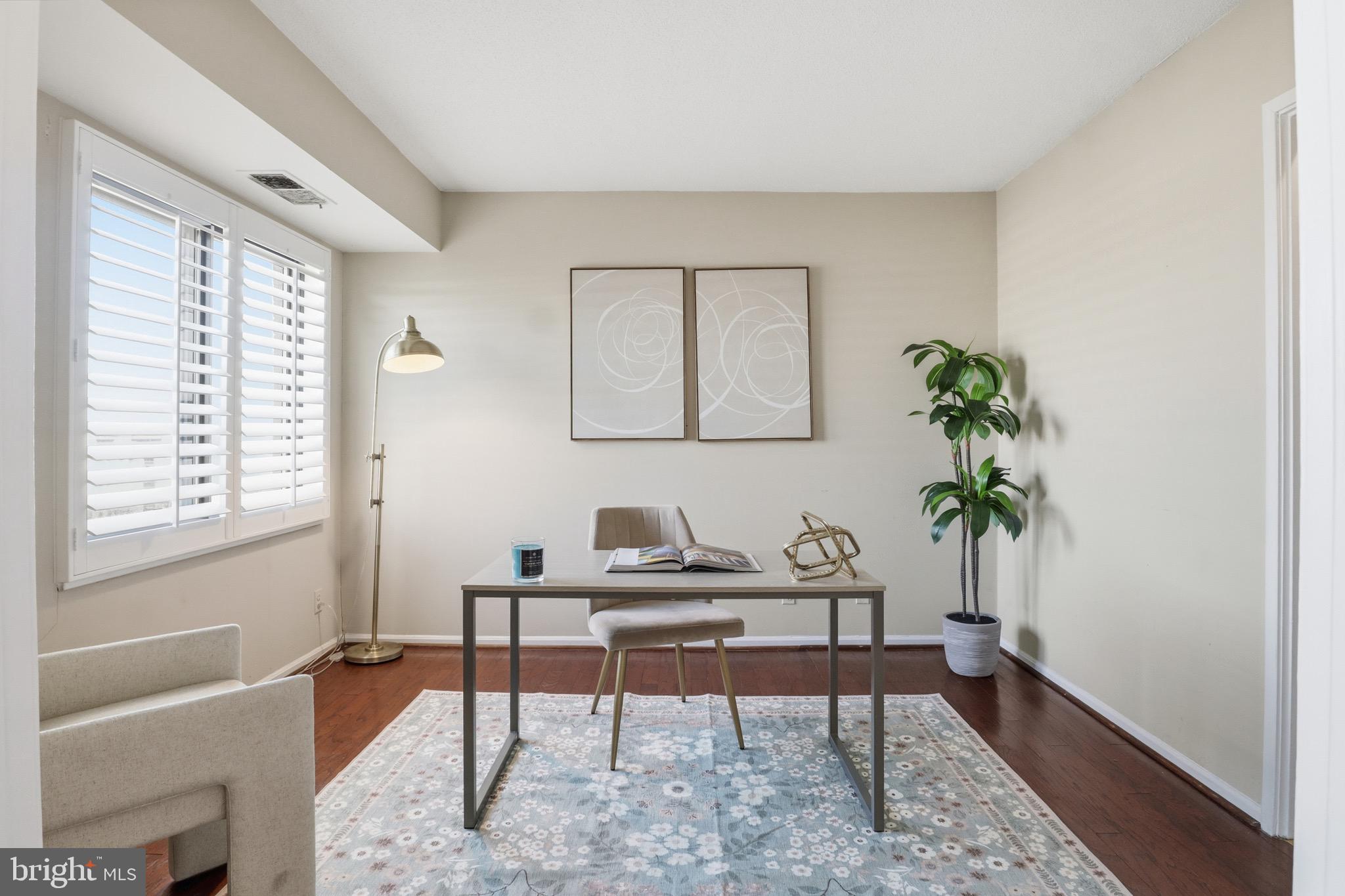 205 YOAKUM PARKWAY 1724