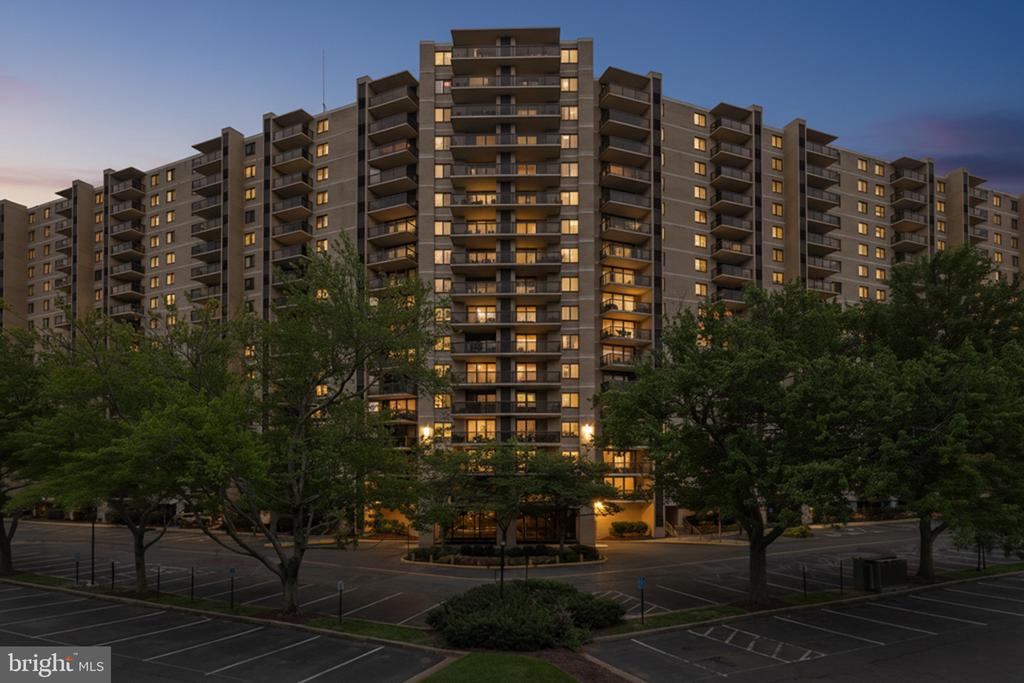 205 YOAKUM PARKWAY 1724