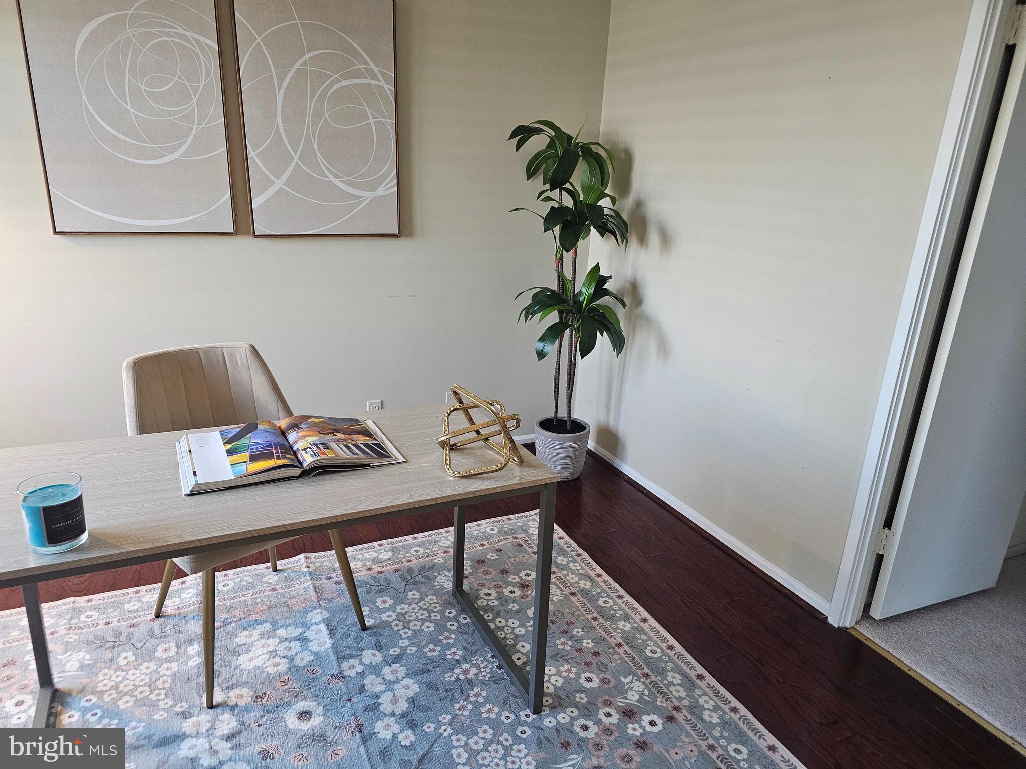 205 YOAKUM PARKWAY 1724