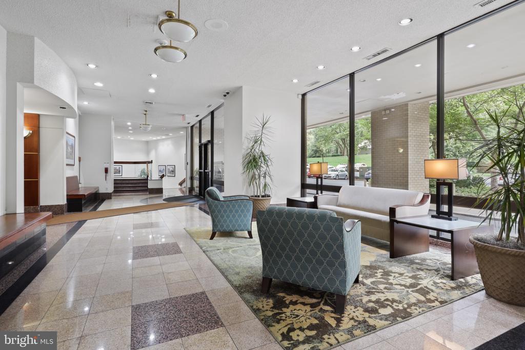 205 YOAKUM PARKWAY 1724