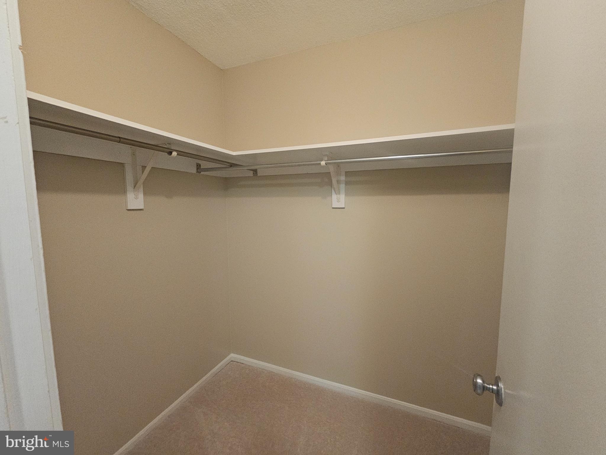 205 YOAKUM PARKWAY 1724