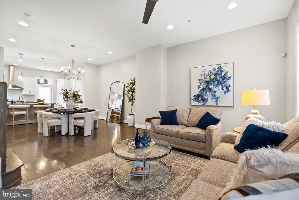 1409 VAN VALKENBURGH LANE
