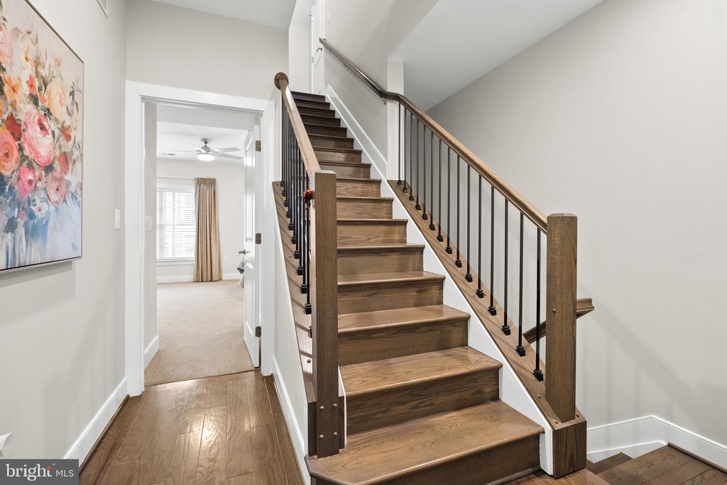 1409 VAN VALKENBURGH LANE