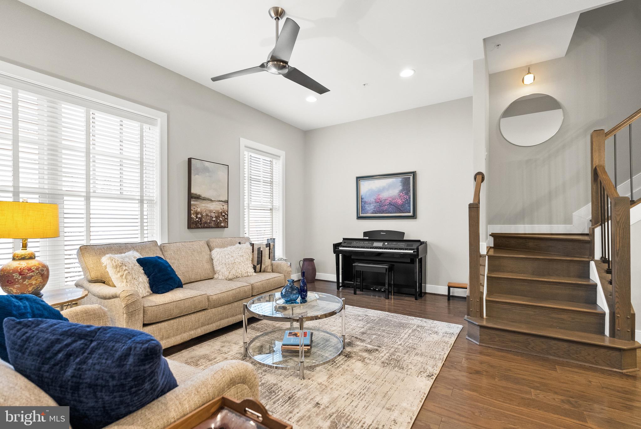 1409 VAN VALKENBURGH LANE