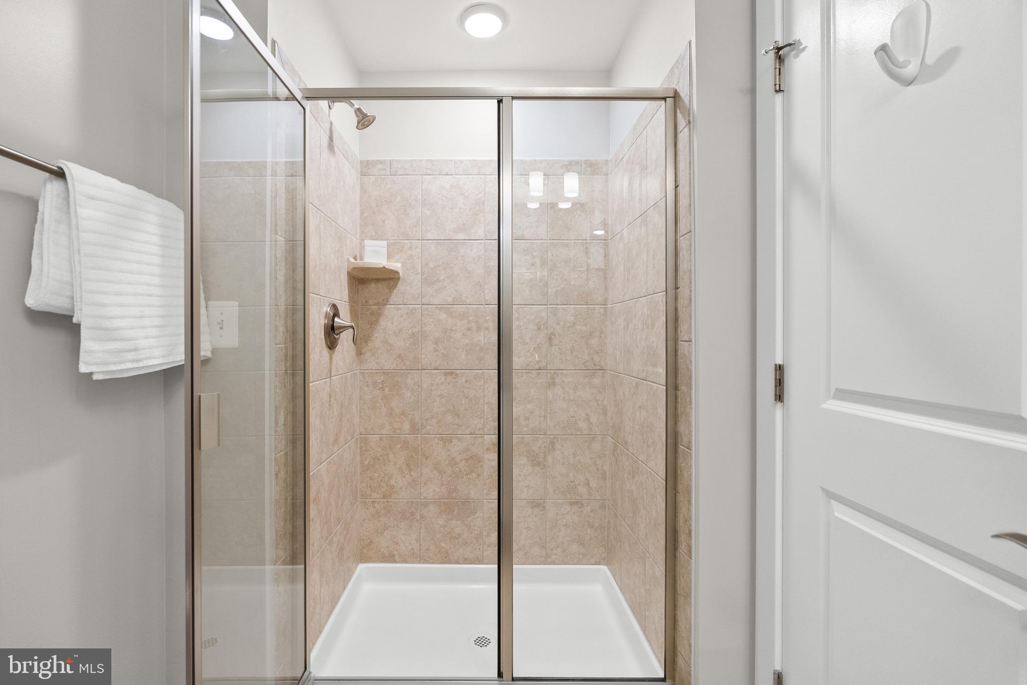 1409 VAN VALKENBURGH LANE