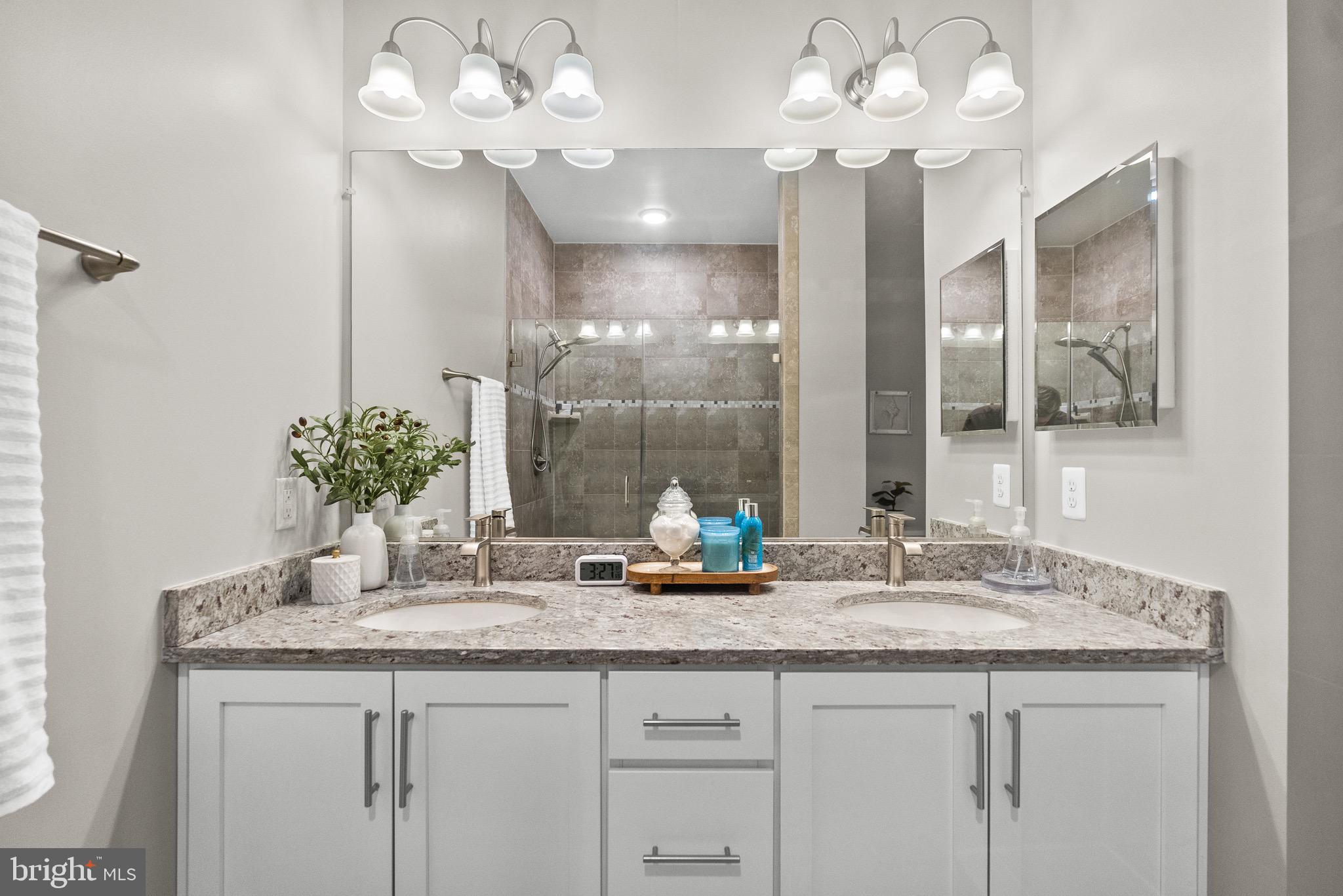 1409 VAN VALKENBURGH LANE