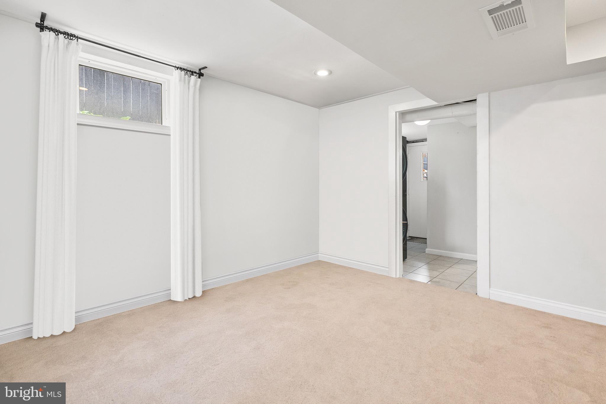 1214 FRANKLIN STREET