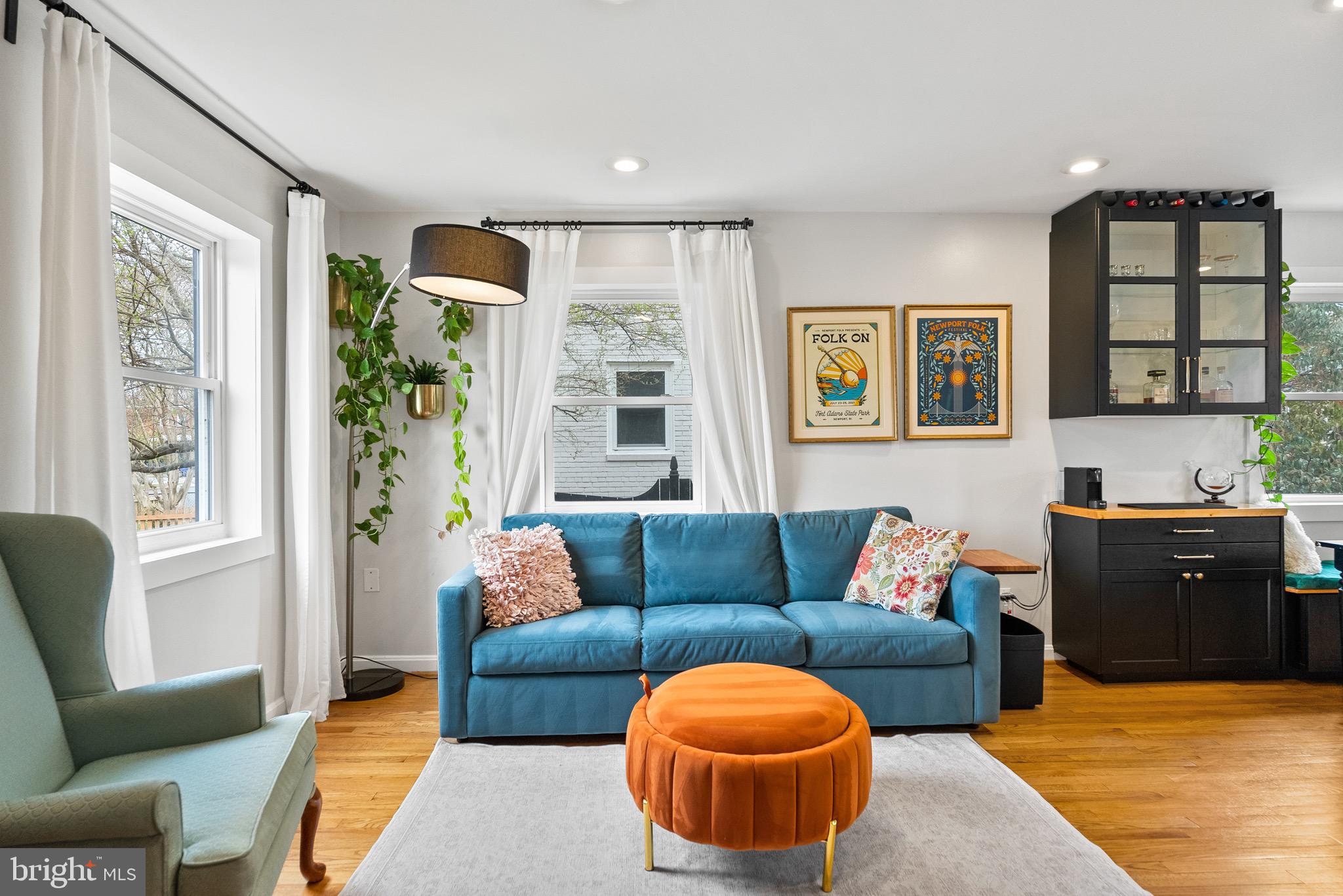 1214 FRANKLIN STREET