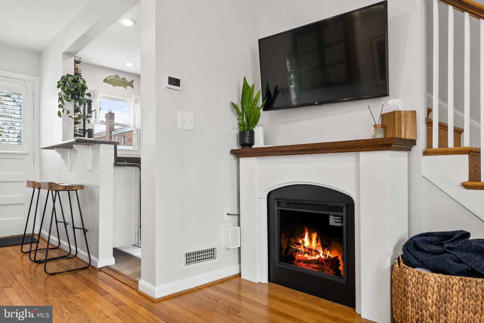 1214 FRANKLIN STREET