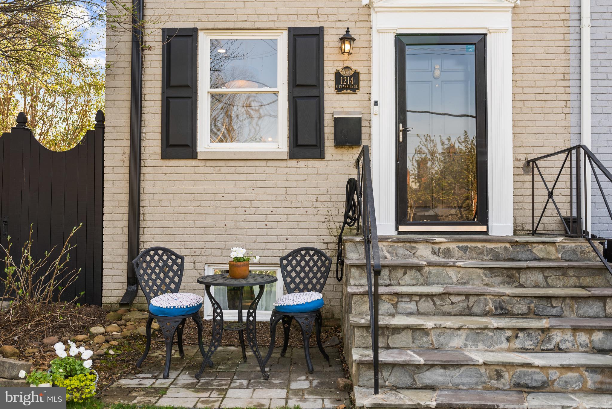 1214 FRANKLIN STREET