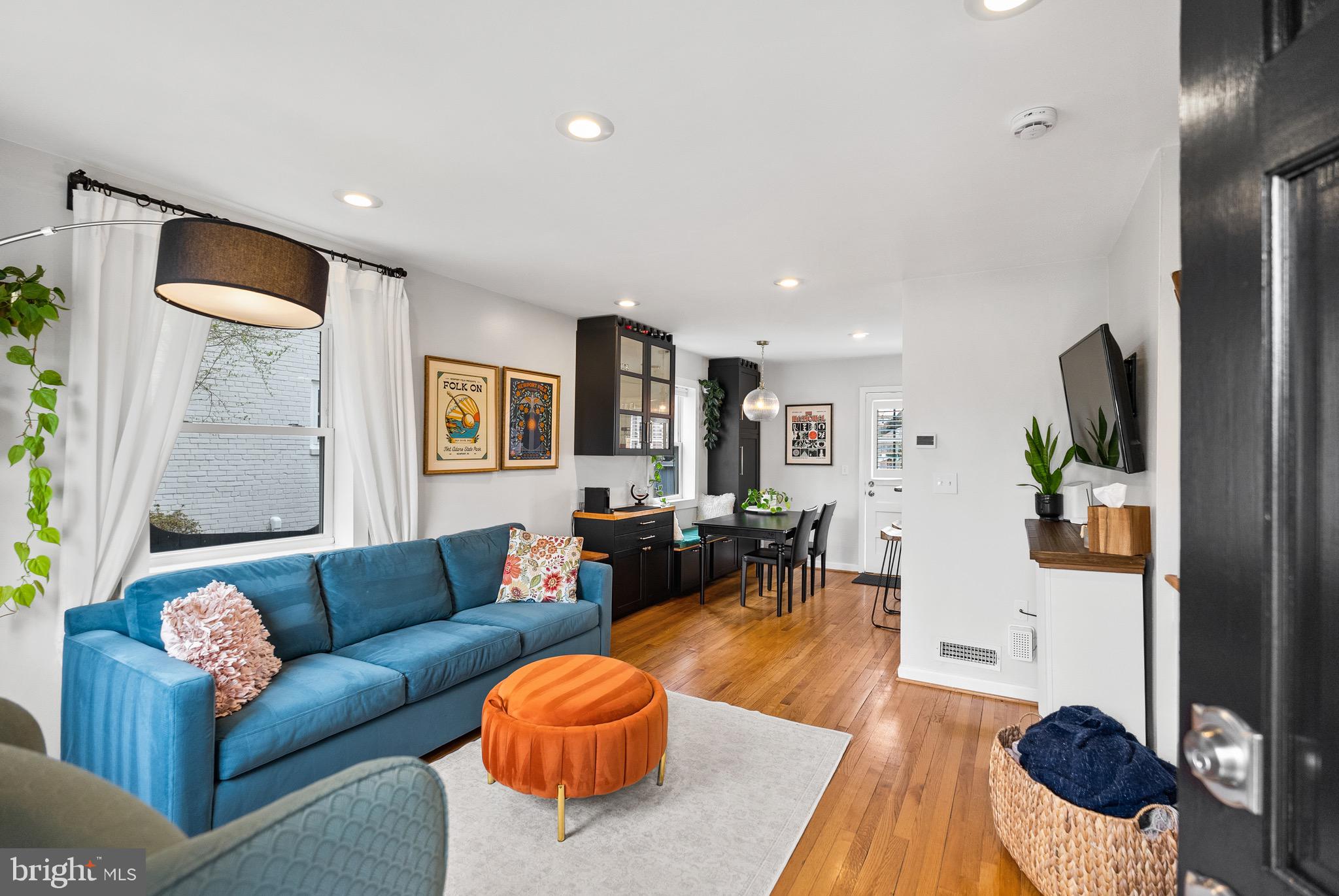 1214 FRANKLIN STREET