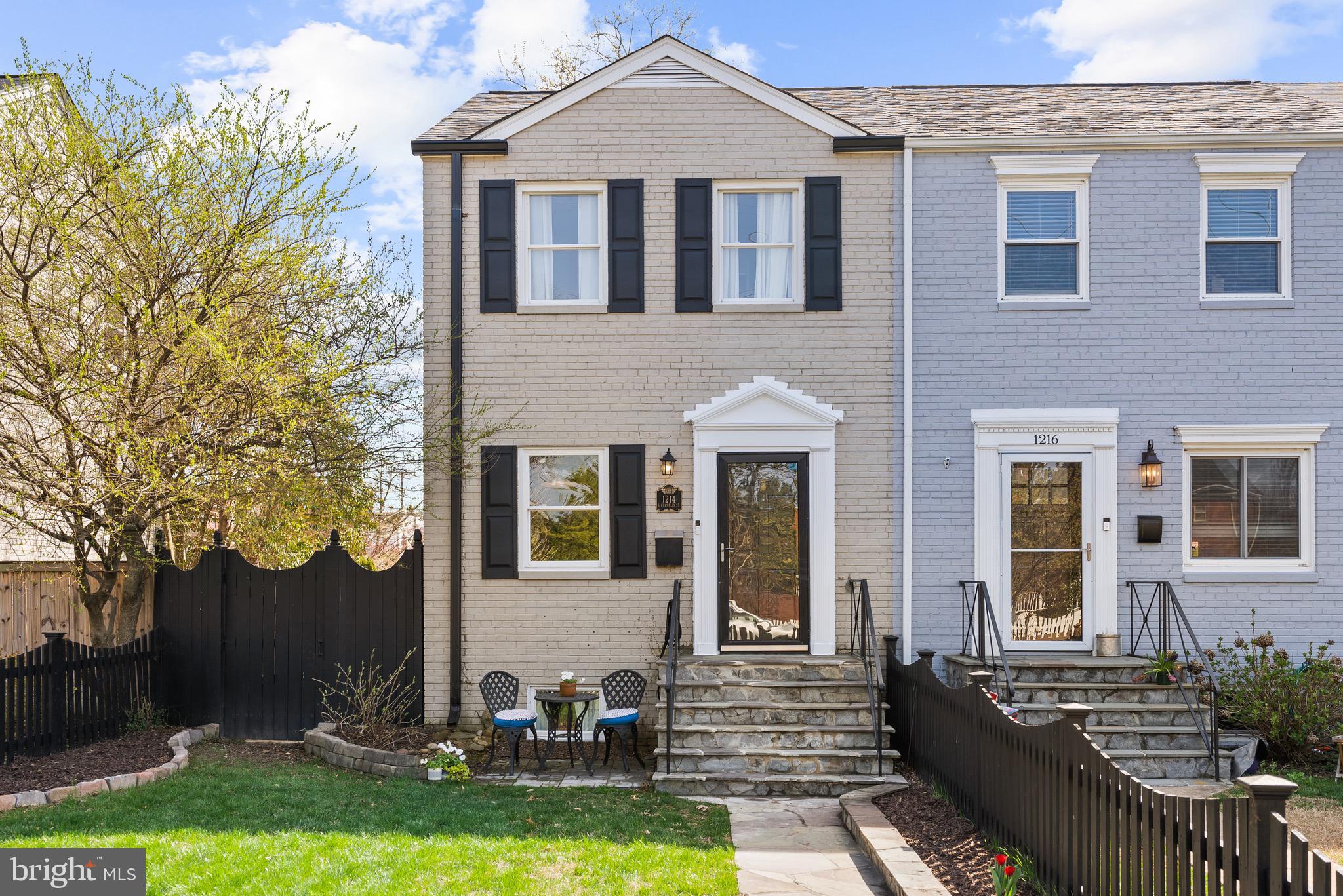 1214 FRANKLIN STREET