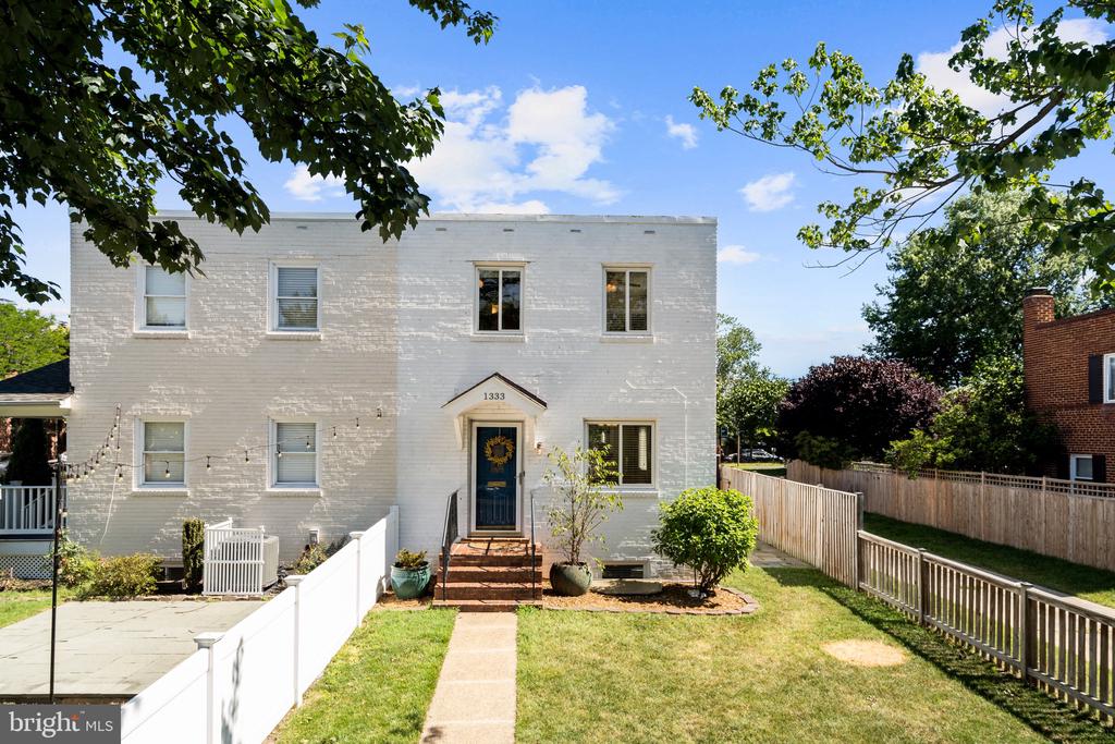 1333 ORONOCO STREET