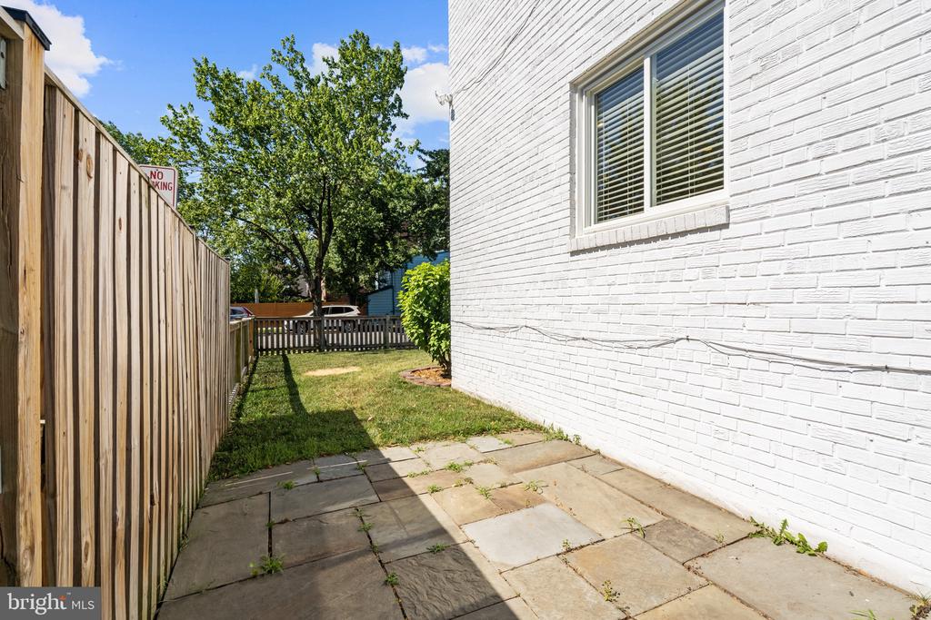 1333 ORONOCO STREET